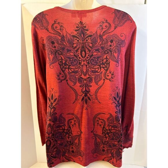 Cato woman 14-16w bling shirt red silver rn#37080 - Picture 6 of 9